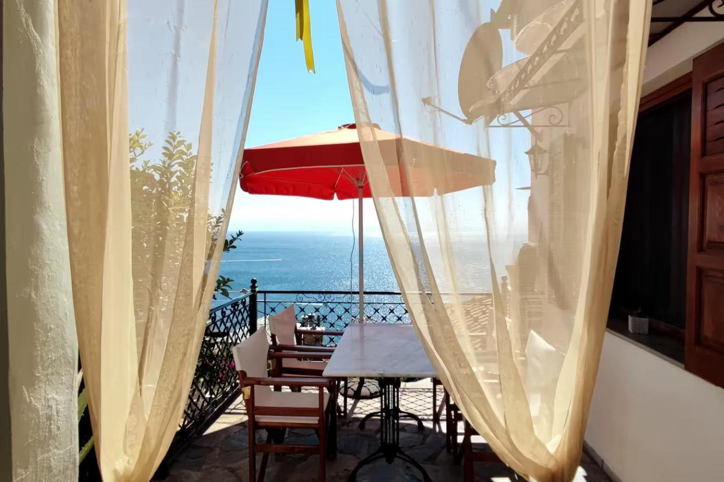 The Pagasetic Balcony - Magestic Sea Cottage Volos Esterno foto